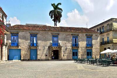El museo de arte colonial de La Habana Vieja, Cuba
